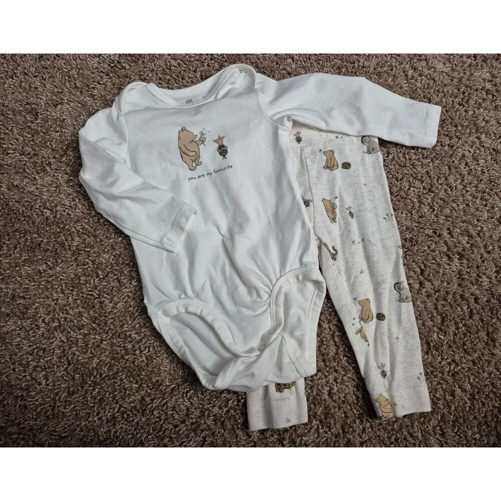H&M x Disney 2 piece organic cotton outfit poohbear size 9 months nwot